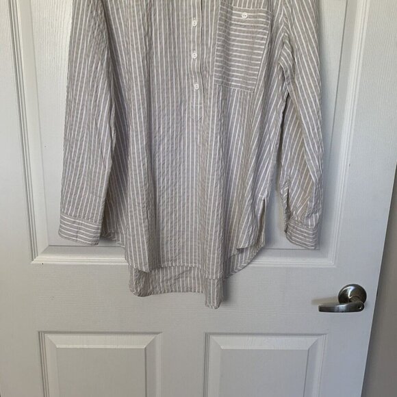 Chico's Tunic 1/2 Button Up Size 1 Medium Beige Striped Roll-Tab Long Sleeve - Picture 3 of 8